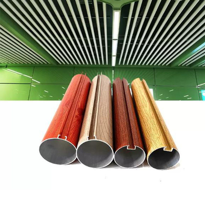 Edificio Decorativo Sospeso Livello Metallico Lineare Tubo Rotondo In Alluminio Con Maglia Metallica Perforata
