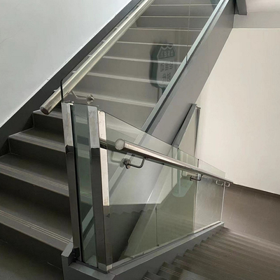 Vintage Design Glass Stair Hand Railings Polvere rivestita / lucidata / spazzolata / anodizzata Finitura