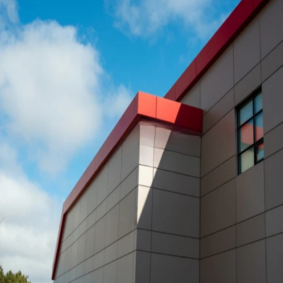 Rivestimento metallico in alluminio Resistenza alla flessione ≥ 100Mpa Resistenza agli urti ≥ 2,0J Classe A ignifuga