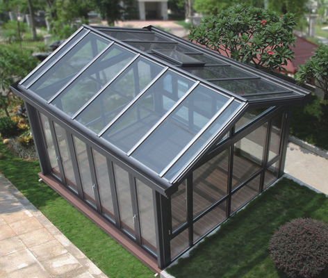 Creare uno splendido spazio esterno con una struttura in alluminio impermeabile casa di vetro solare