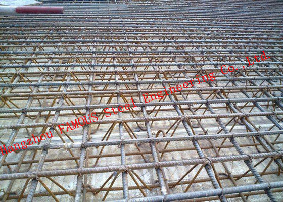 Il Decking galvanizzato HRB500E del pavimento del metallo di 11.8m ha rinforzato la capriata di Antivari d'acciaio, Decking concreto del pavimento di 0.5mm