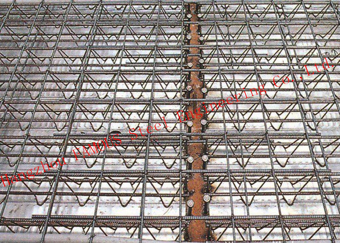 Il Decking galvanizzato HRB500E del pavimento del metallo di 11.8m ha rinforzato la capriata di Antivari d'acciaio, Decking concreto del pavimento di 0.5mm