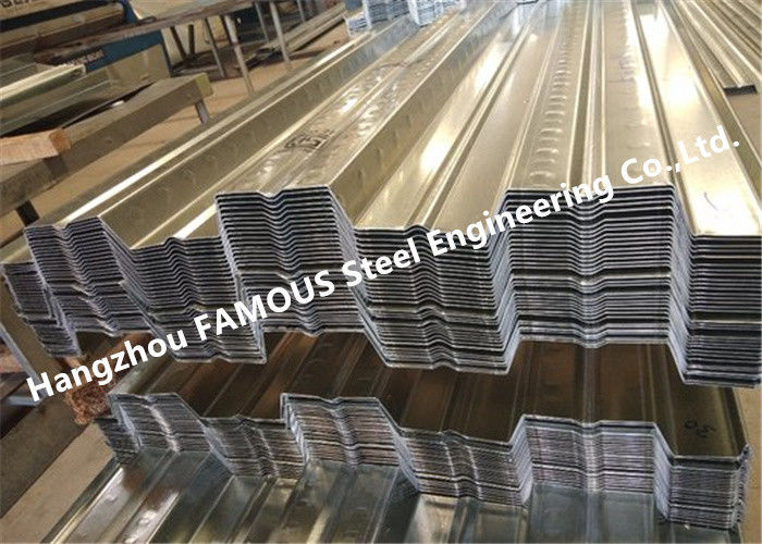 1-3mm ha ondulato il Decking d'argento del pavimento del metallo di iso 3834 galvanizzato